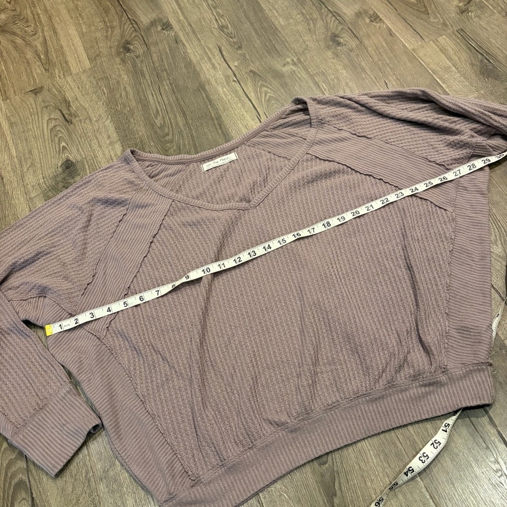 We The Free People Santa Clara V-neck Thermal Top S Oversized Gray Lavender Boho - Picture 8 of 9